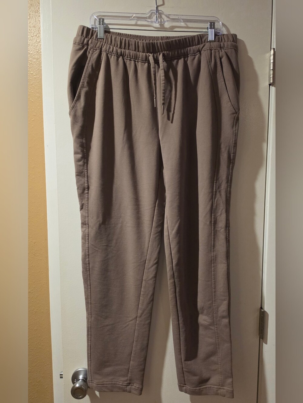 Athleta Balance Jogger Straight Leg Pant Mocha Brown - Tall Large (L/T)